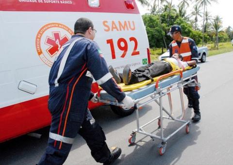 Batida entre carro e ônibus mata criança e mais 3 da mesma família