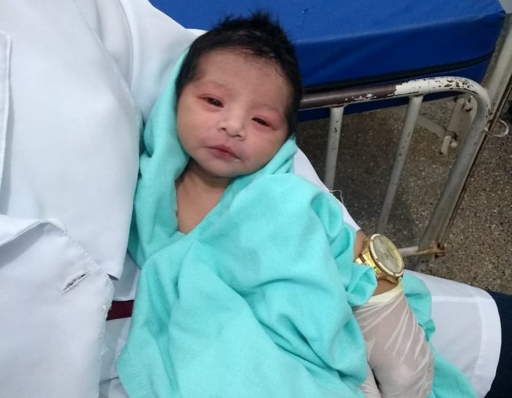 Avó e bisavó não aceitavam bebê índia enterrada viva, diz polícia