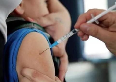 FVS leva 10 mil doses extras de vacina contra sarampo a cidade do Amazonas