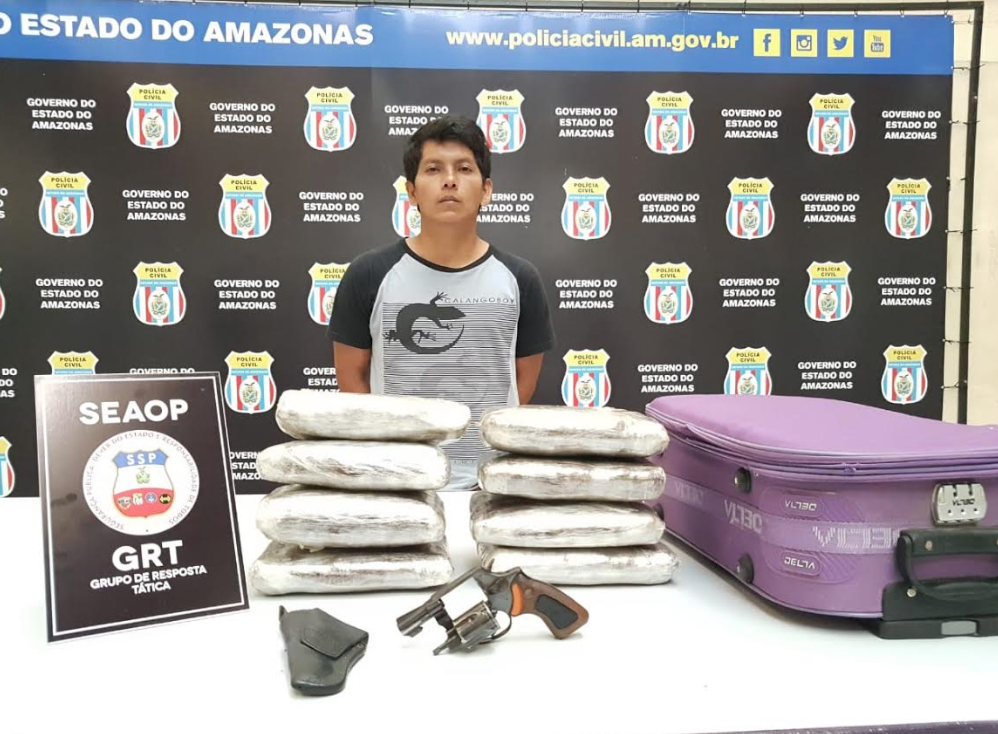 Homem é preso com mala 'recheada’ de drogas em porto de Manaus