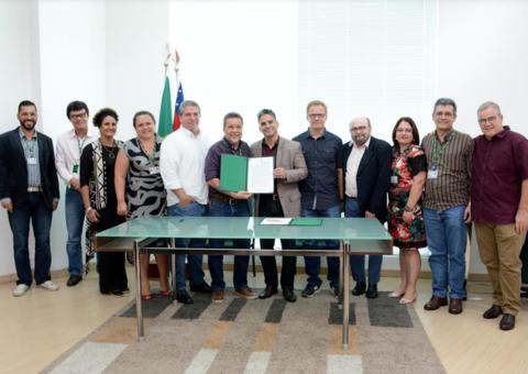 UEA e Ufopa assinam cooperação para ações em saúde, tecnologia e inovação 