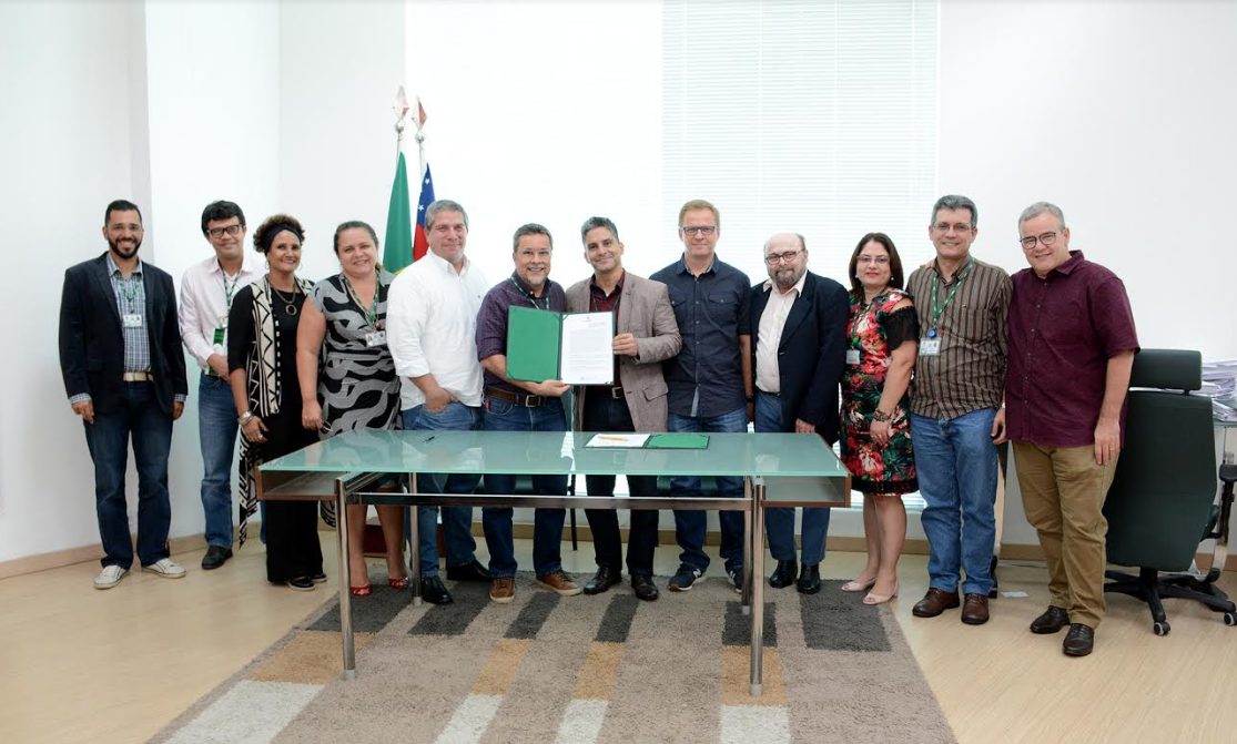 UEA e Ufopa assinam cooperação para ações em saúde, tecnologia e inovação 