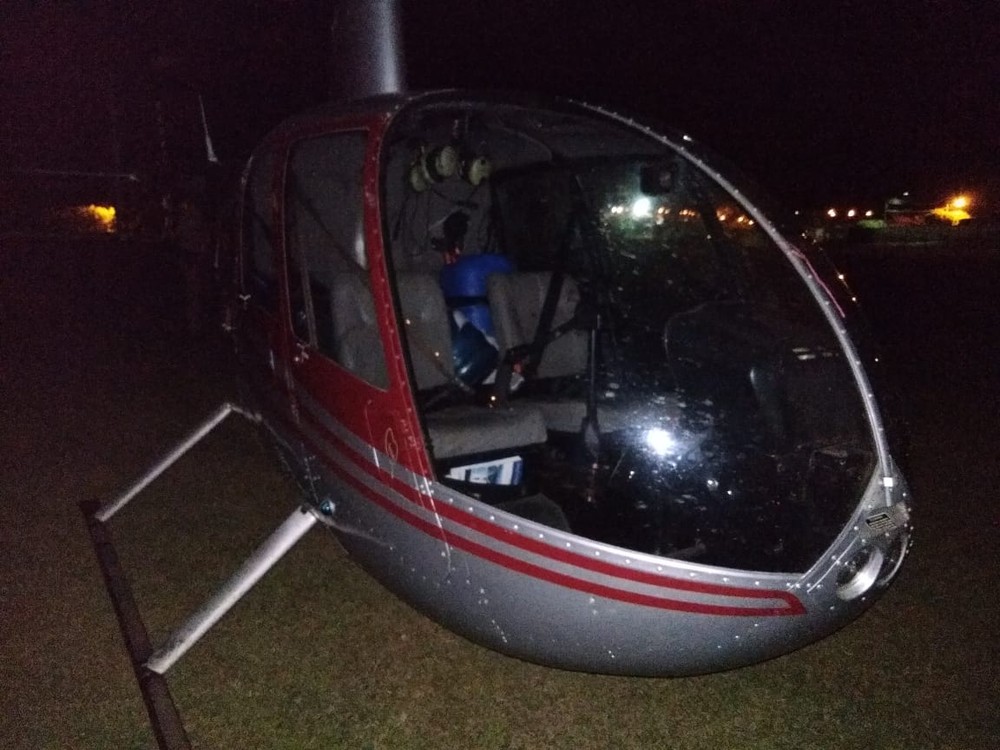  Dois são presos após pouso em estádio com helicóptero com drogas 