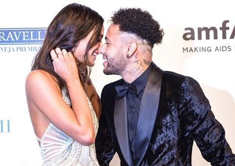 Bruna Marquezine se declara para Neymar no Dia dos Namorados