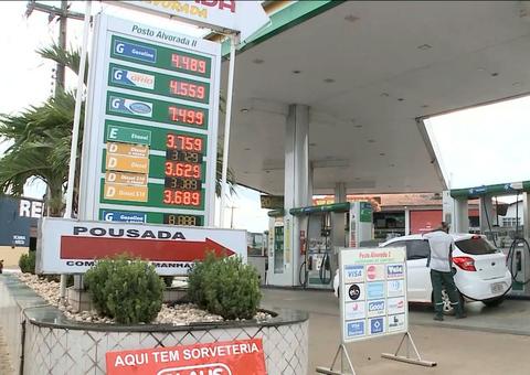 Petrobras anuncia nova redução no preço da gasolina