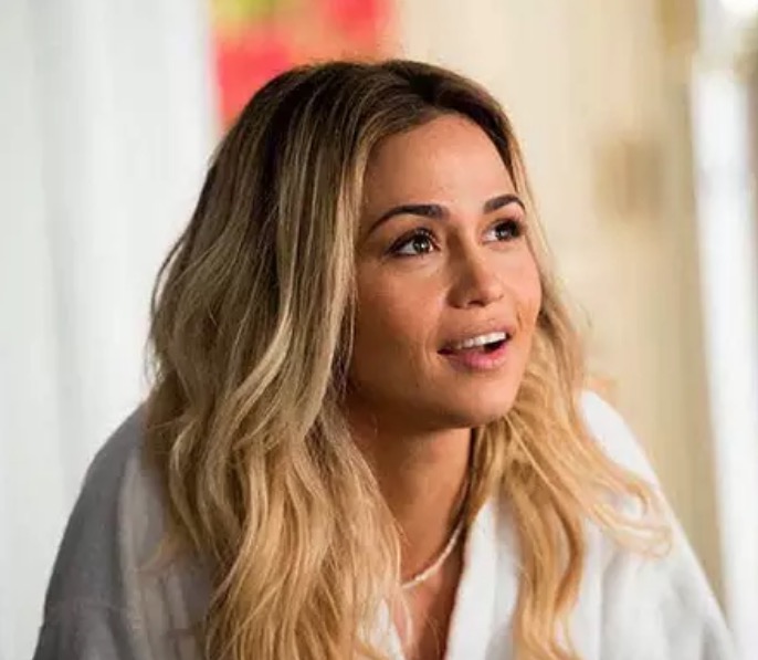 Atriz da Globo, Nanda Costa assume namoro lésbico no Dia dos Namorados 