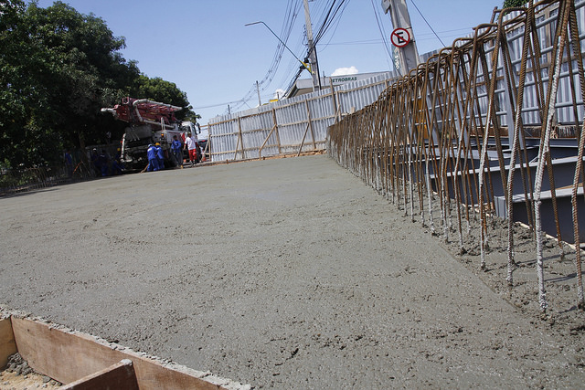 Nova ponte na avenida Brasil entra na fase de concretagem