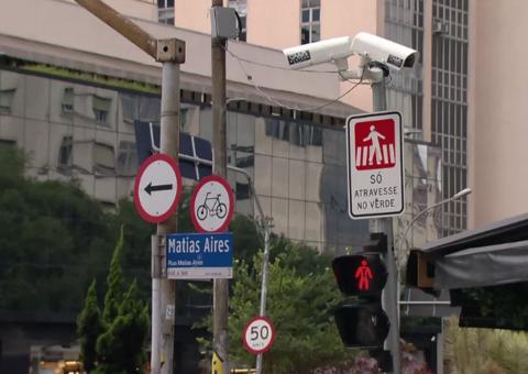 Polícia indicia 4 por morte de jovem que levou choque em poste no carnaval