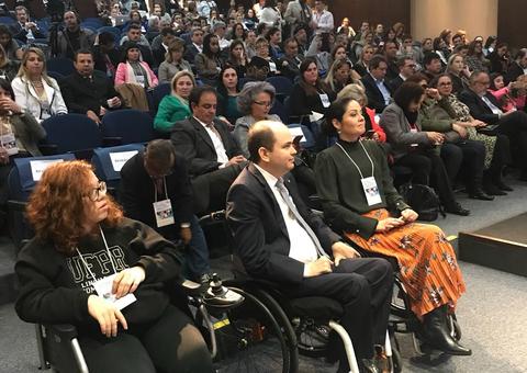 Fórum nacional discute invisibilidade da mulher PCD 