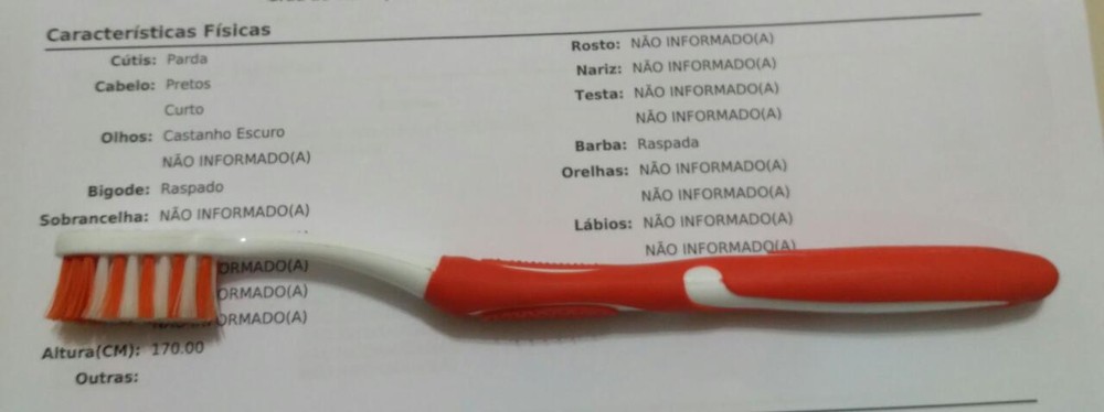 Homem é preso ao tentar assaltar mulher com escova de dente