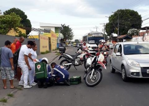 Passageiros se jogam de ônibus em movimento para escapar de assalto em Manaus
