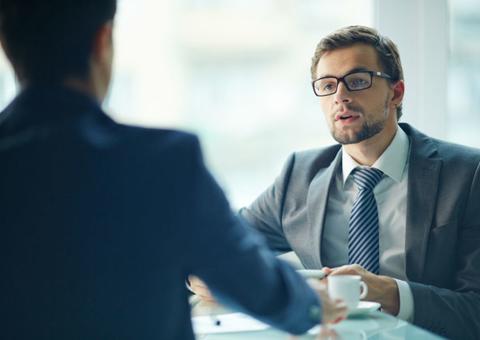 10 coisas que você não precisa fazer para ser contratado