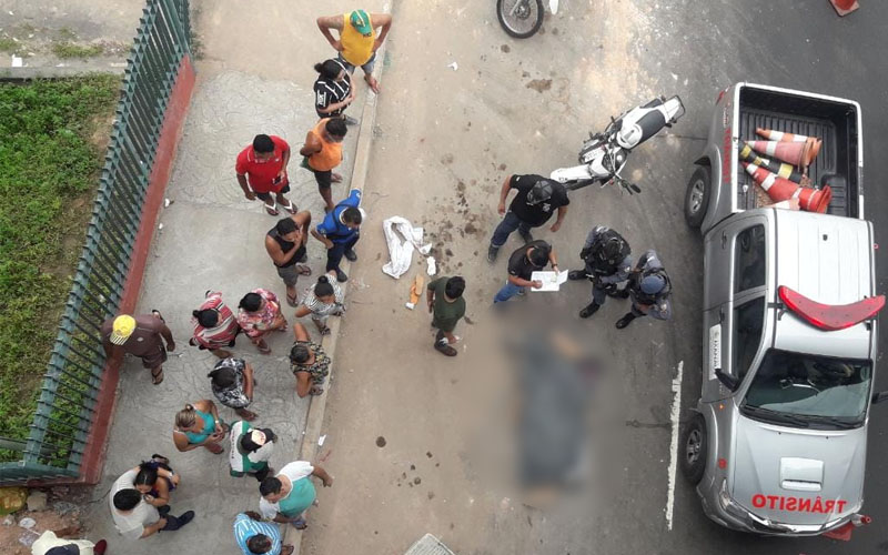 Em Manaus, carpinteiro cai de ponte e morre no dia do aniversário da esposa