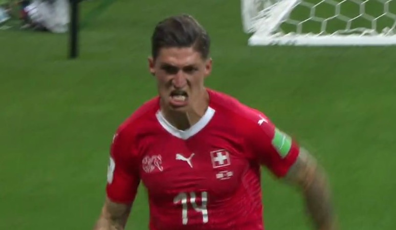 Com empurrão, Zuber marca aos 5 do 2º tempo e Suíça empata com Brasil  