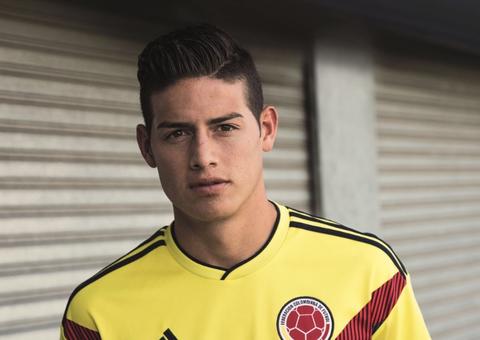 Jogador gato da Colômbia, James Rodriguez bomba na internet