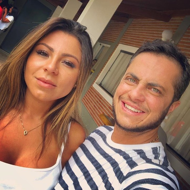 Thammy Miranda posta foto picante com Andressa Ferreira e libera imaginação