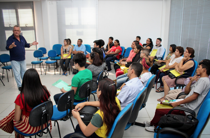 Prefeitura prepara mutirão para emissão de carteira de trabalho em Manaus