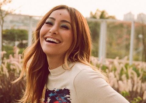 Sabrina Sato surpreende em foto de sutiã e calcinha com barrigão de gravidez