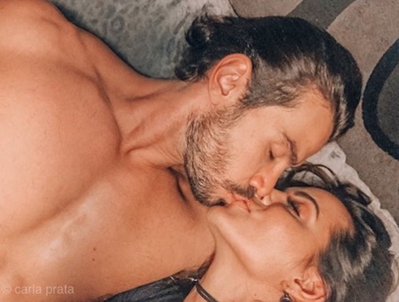 Cantor Mariano e ex-bailarina do Faustão Carla Prata assumem namoro