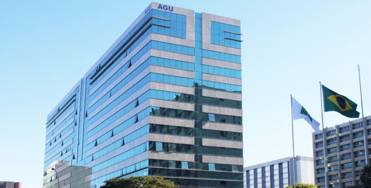 AGU propôs aumentar salário de juízes para acabar com o auxílio moradia