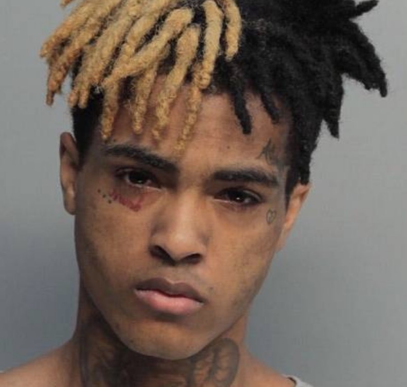  Após assassinato, rapper XXXTentacion bate recorde que era de Taylor Swift