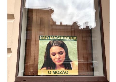 Brasileiros espalham meme de Bruna Marquezine na Rússia antes do jogo do Brasil