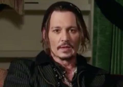 Johnny Depp relata depressão e alcoolismo em entrevista: 'fundo do poço'