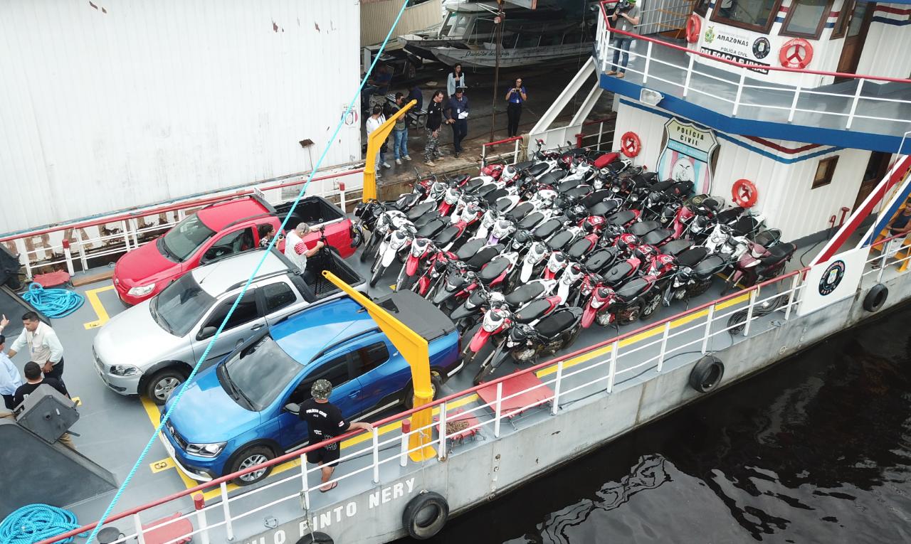 Veículos roubados serão entregues aos donos após serem recuperados pela polícia no Amazonas