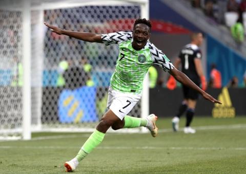 Nigéria vence a Islândia por 2 a 0 e decidirá vaga contra a Argentina