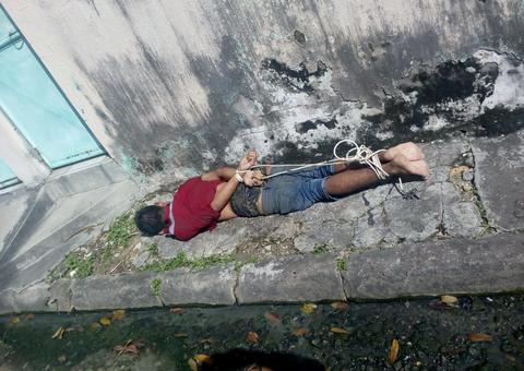 Revoltada, população agride e amarra suposto assaltante de carro em Manaus 