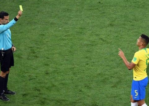 Cartão amarelo pode definir liderança de Brasil no seu grupo 