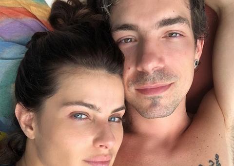  Di Ferrero revela que passou 3 dias em motel com Isabeli Fontana ao conhecê-la 