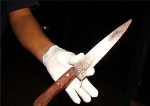 Mulher é esfaqueada em feira de Manaus; marido é suspeito diz polícia