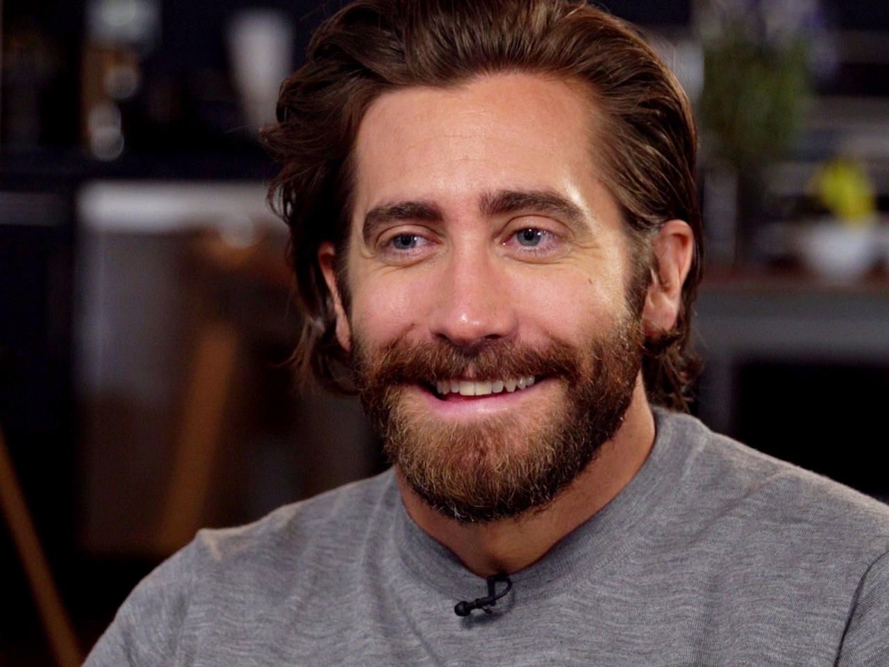 Jake Gyllenhaal é confirmado como o vilão Mystério em Homem-Aranha 2