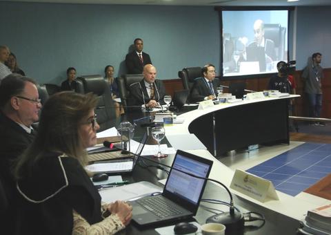 TCE multa ex-prefeita de Benjamin Constant por irregularidades financeiras