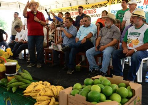 Governador Amazonino Mendes anuncia “ação conjunta” e investimentos no setor primário do Amazonas