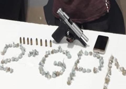 Novinho é preso com pistola e drogas horas depois de deixar cadeia no Amazonas