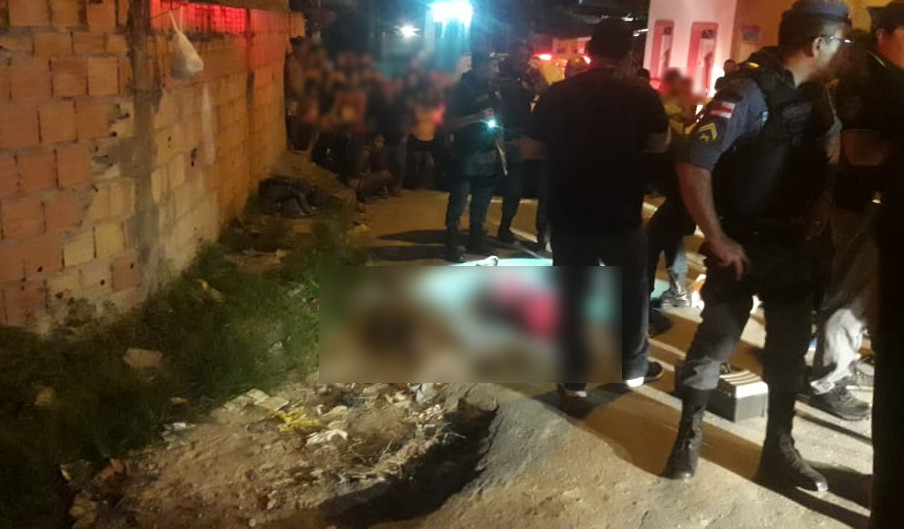 Dois homens são assassinados com vários tiros em Manaus