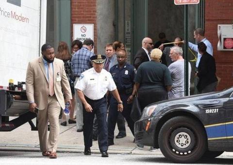 Ataque a tiros em redação de jornal americano deixa 5 mortos