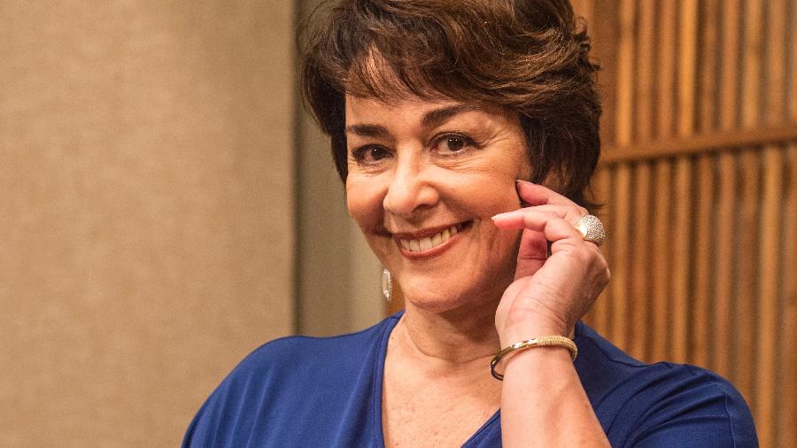  Nívea Maria processa empresa por falta de pagamento de contrato