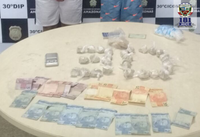 Acusado de vender drogas, jovem entrega fornecedora e casal acaba preso em Manaus