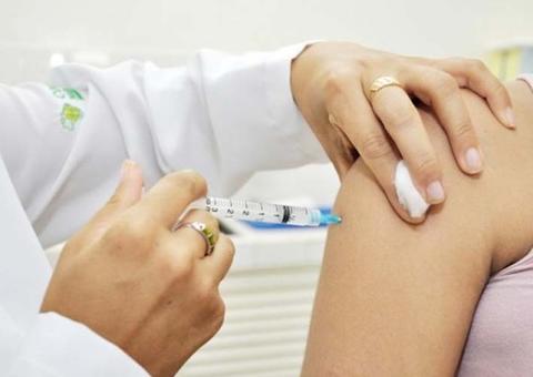 Equipes de saúde realizam ação de combate ao sarampo após surto em bairro de Manaus