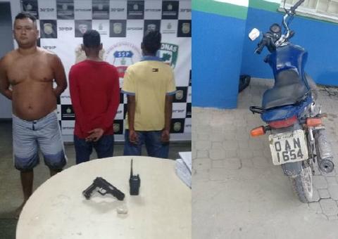 Em Manaus, gêmeos são flagrados com drogas e motocicleta roubada