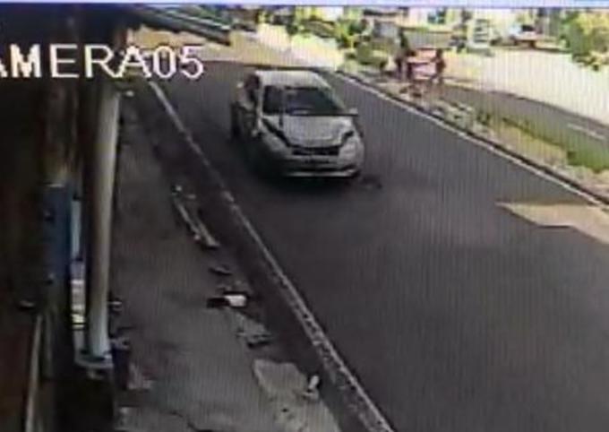 Adolescente atropelada com irmão segue sem previsão de alta médica em Manaus