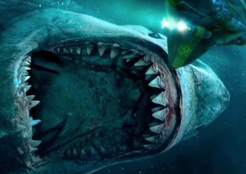 O perigo está próximo no novo trailer de Megatubarão
