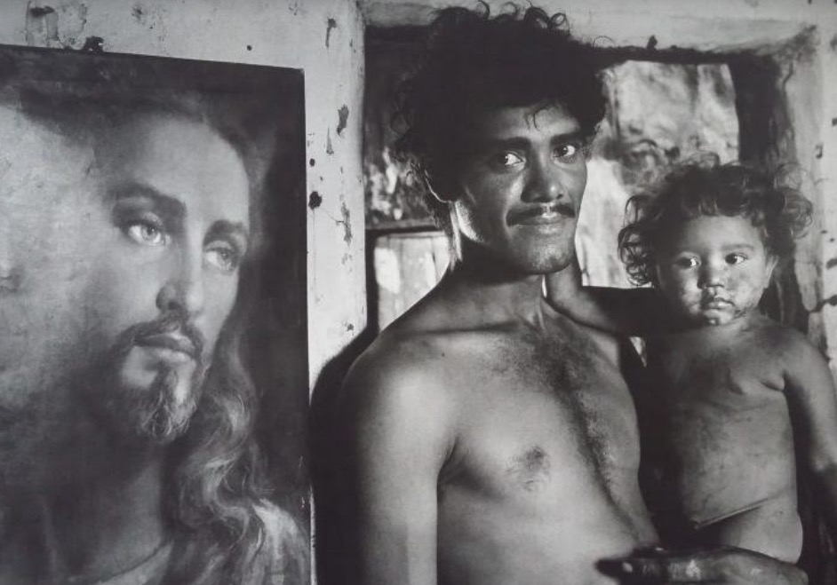 Exposição Movimento Sem Terra reúne obras de Sebastião Salgado no Palácio Rio Negro