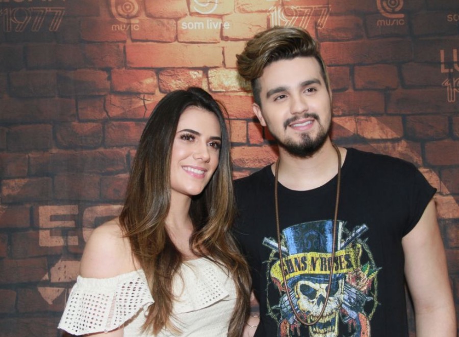 Após 10 anos de namoro, Luan Santana impõe condição para se casar com Jade Magalhães