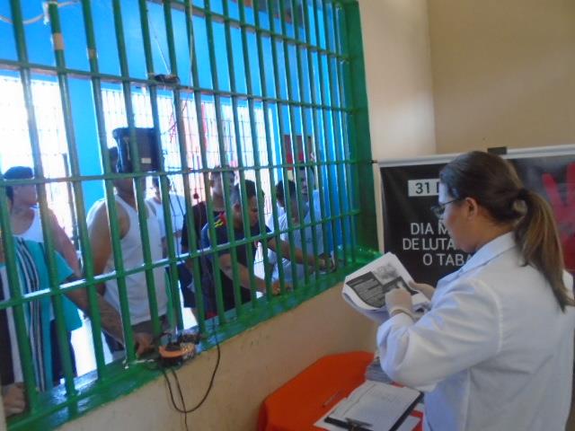 No Amazonas, detentos recebem palestras e serviços de higiene bucal