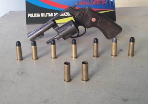Jovem pula de moto para atirar contra policiais e acaba preso em Manaus