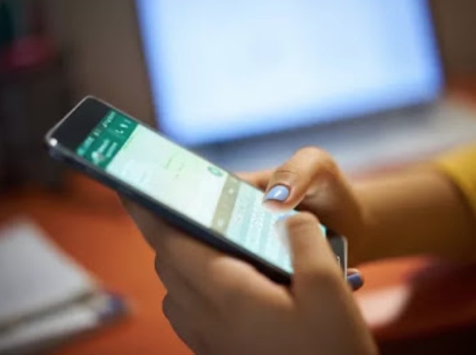 Mulher é assassinada e enterrada às margens de rio depois de olhar o celular do namorado